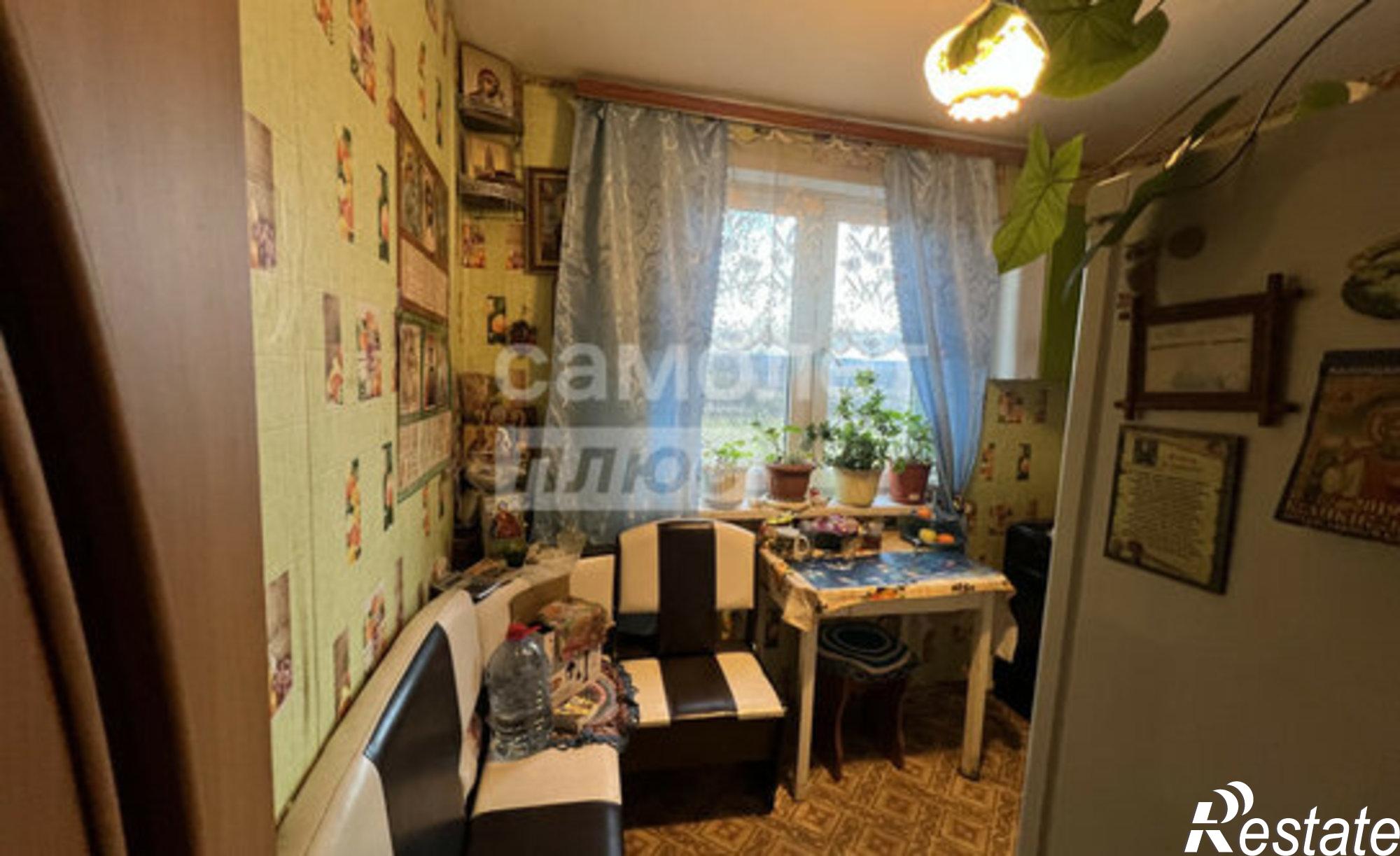 Купить квартиру за 1 850 000 рублей на муниципальный округ Первоуральск, посёлок Вересовка, Заводская улица,