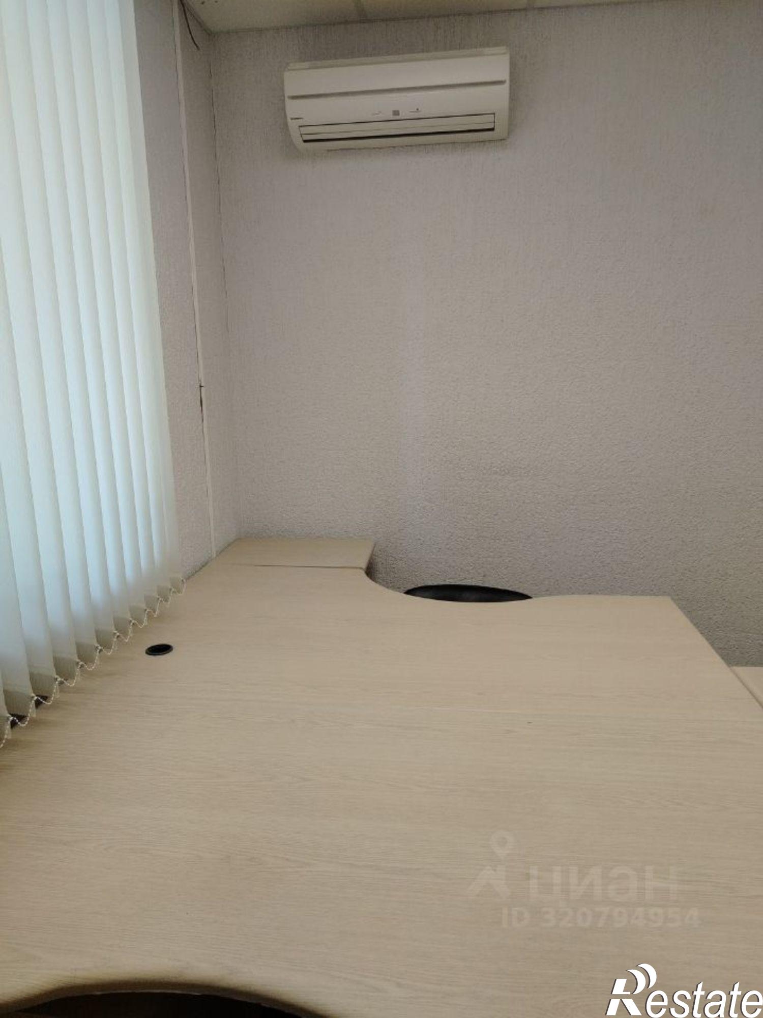 Сдать офис, помещение под офис за 9 000 рублей на Ленинский посёлок, 30