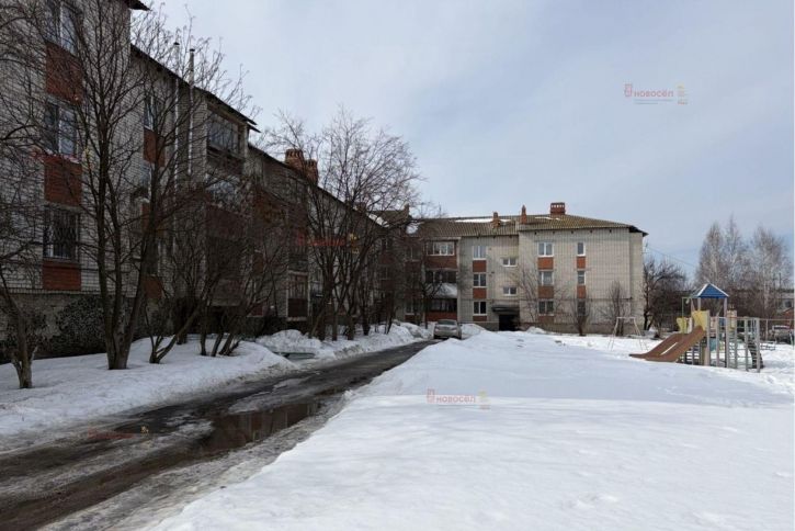 3-комн квартира Тепличная 1