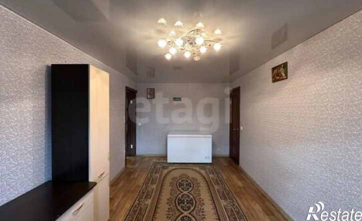 2-комн квартира Ирбит, улица Александра Матросова, 12
