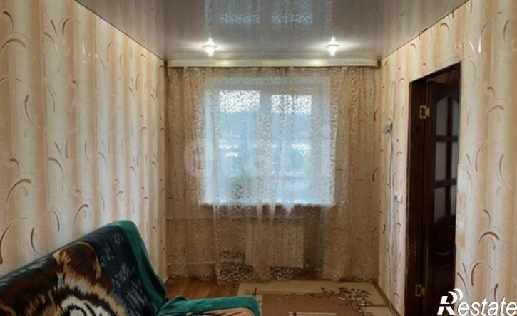 2-комн квартира Ирбит, улица Александра Матросова, 12